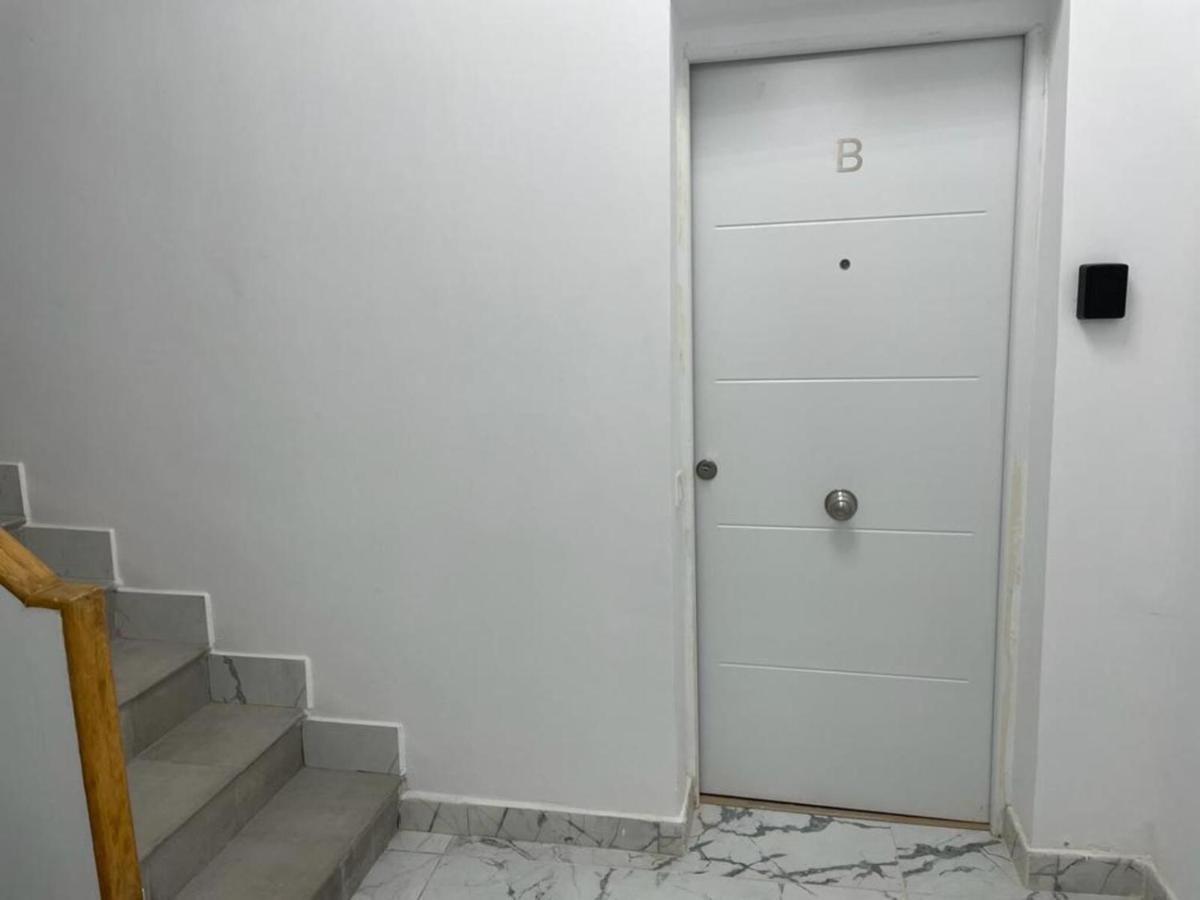 U2 Apartamento A Estrenar, Cerca De Metro Madrid Exteriör bild